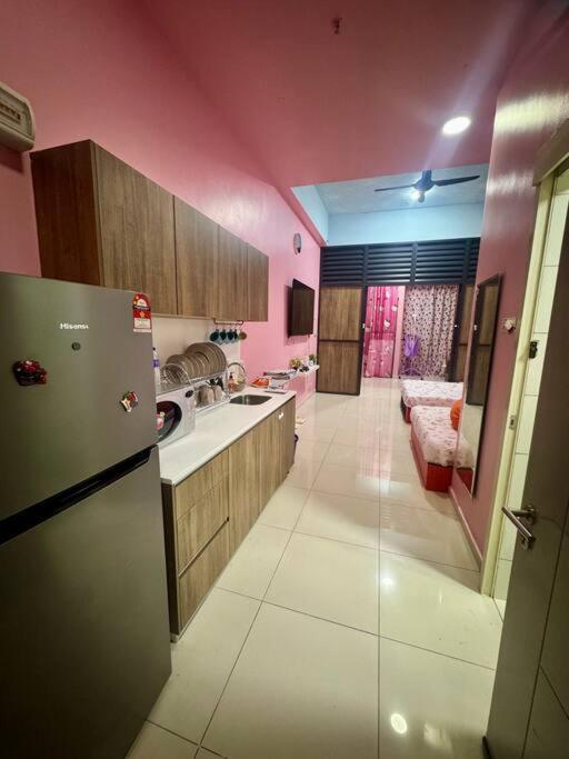 טאנה ראטה Hello Kitty Homestay - Cameron Highlands - Spacious Studio - Perfect For Families - Sleeps 4 And Baby מראה חיצוני תמונה