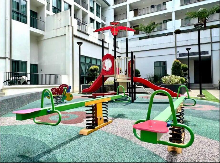 טאנה ראטה Hello Kitty Homestay - Cameron Highlands - Spacious Studio - Perfect For Families - Sleeps 4 And Baby מראה חיצוני תמונה