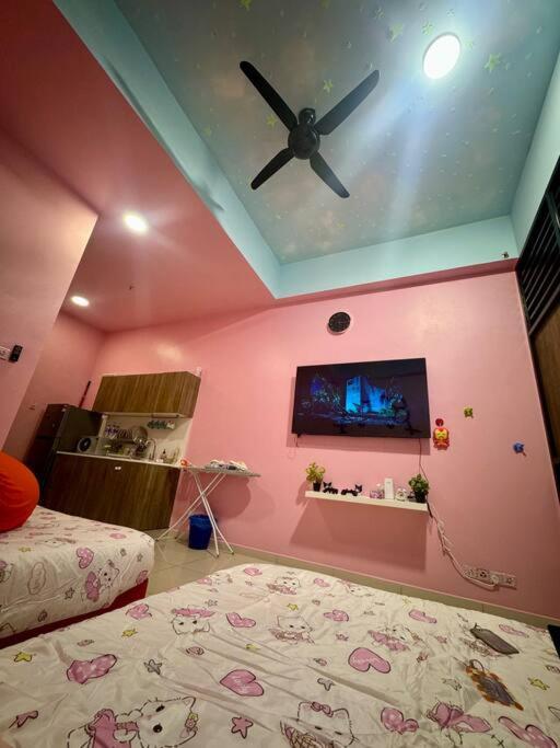 טאנה ראטה Hello Kitty Homestay - Cameron Highlands - Spacious Studio - Perfect For Families - Sleeps 4 And Baby מראה חיצוני תמונה